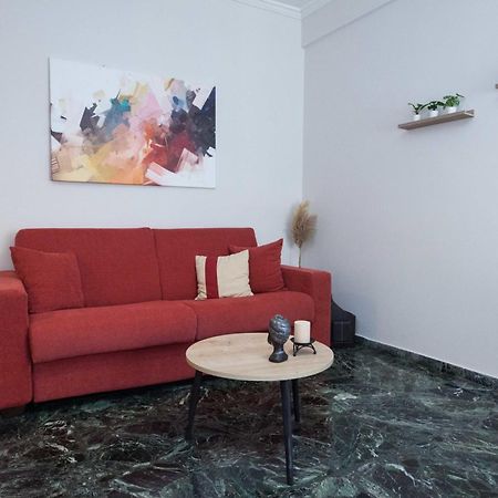Modern 1 Bd Balcony Apt Near Metro In Kato Patisia Atene Esterno foto