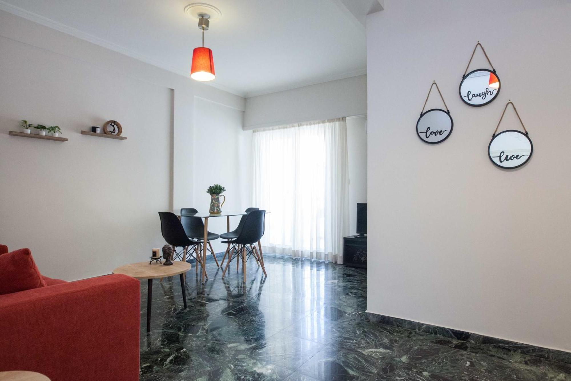 Modern 1 Bd Balcony Apt Near Metro In Kato Patisia Atene Esterno foto