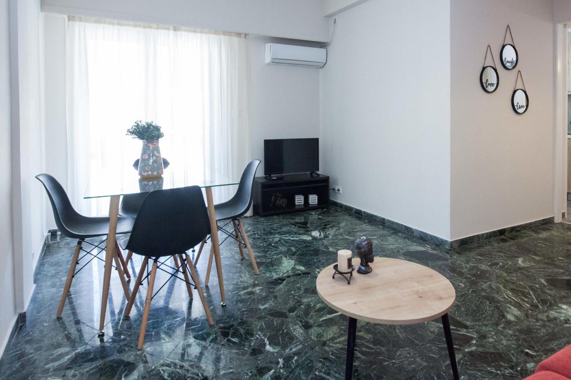 Modern 1 Bd Balcony Apt Near Metro In Kato Patisia Atene Esterno foto